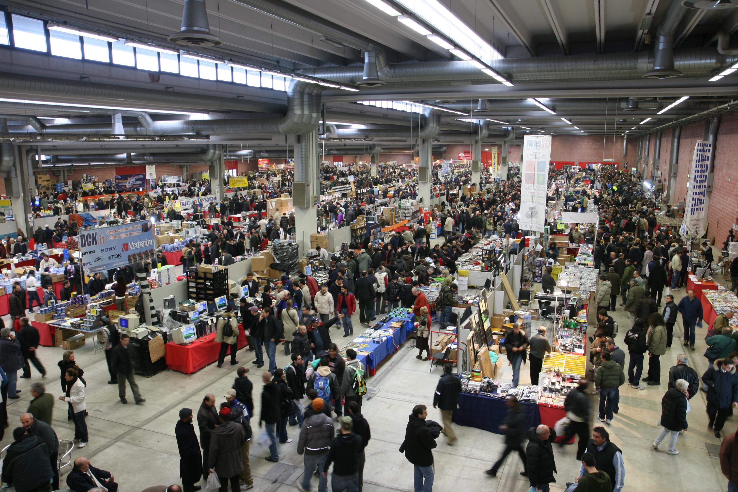 Expo Elettronica la Fiera di Faenza sull'elettronica Cellulare Magazine